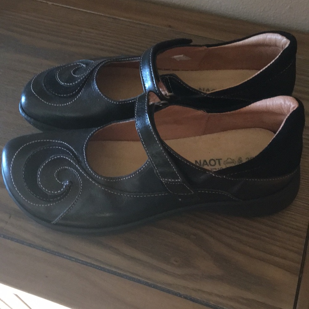 Naot Mary Jane Leather shoes. FINAL MARKDOWN!!!